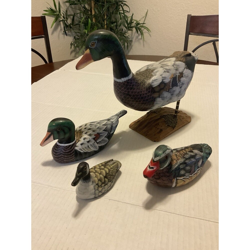 Wood Duck Decoy Hand-Made Assorted Collection Display Center Piece Bookshelf